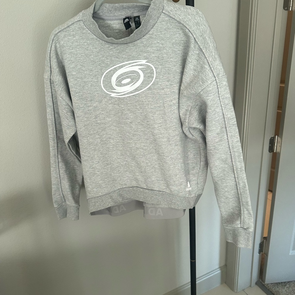 Adidas Carolina Hurricanes Women's Light Gray Crew Neck crewneck